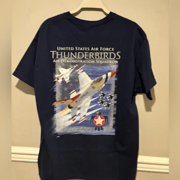 Unisex USA Thunderbirds Short Sleeve Tshirt - Size Large NWOT bought at air show - Picture 7 of 9